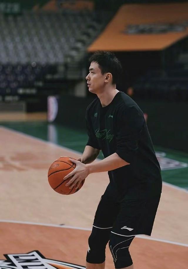 kaiyun-CBA全明星首周结果出炉 赵睿荣膺北区票王